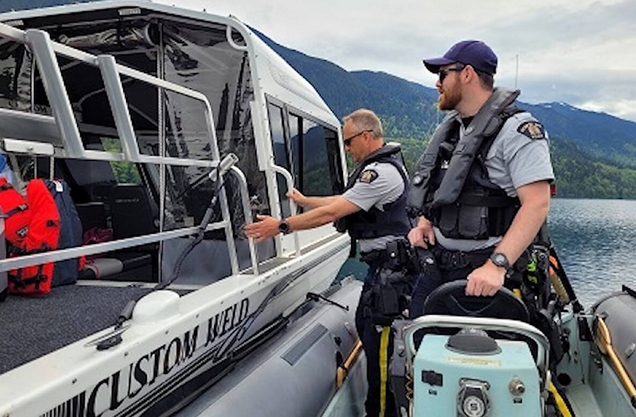 customweld boat with sherriff boarding on water